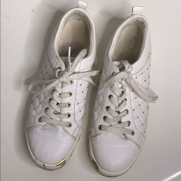 Aldo White Quilted Gold Paint faux leather sneaker casual upcycled sz 9 - Picture 2 of 9